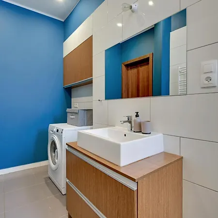 Apartment Center, Art House & Family By Downtown Gdansk