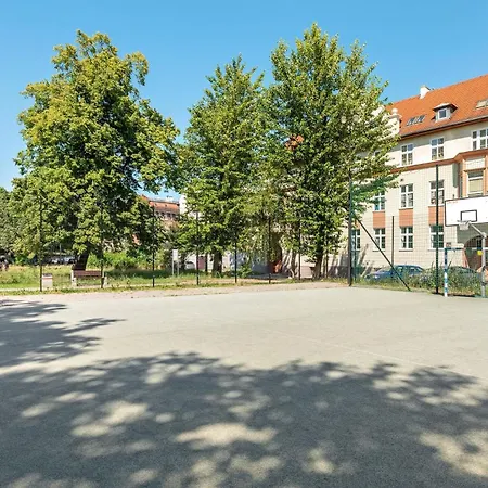 Center, Art House & Family By Downtown Apartment *